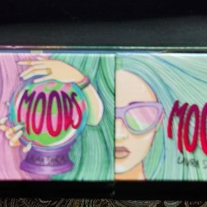 LAURA SANCHEZ Moods Eyeshadow Martini Olive Green